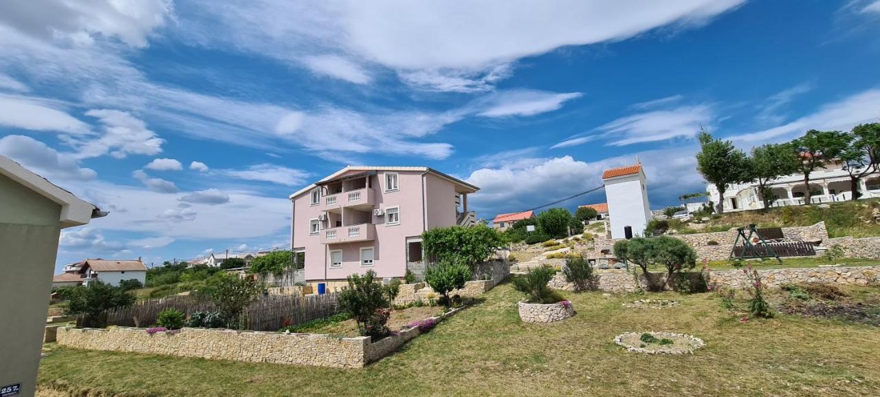 Apartmani Cesar Rtina Exterior foto