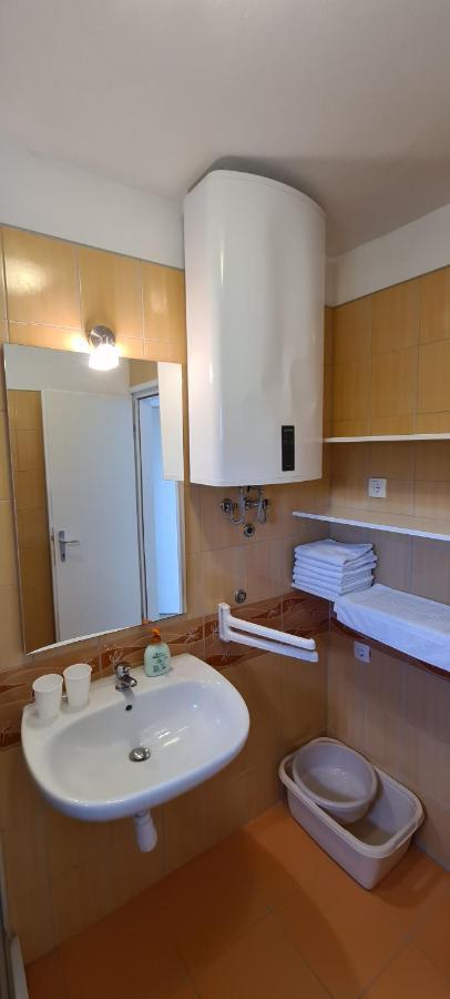 Apartmani Cesar Rtina Exterior foto