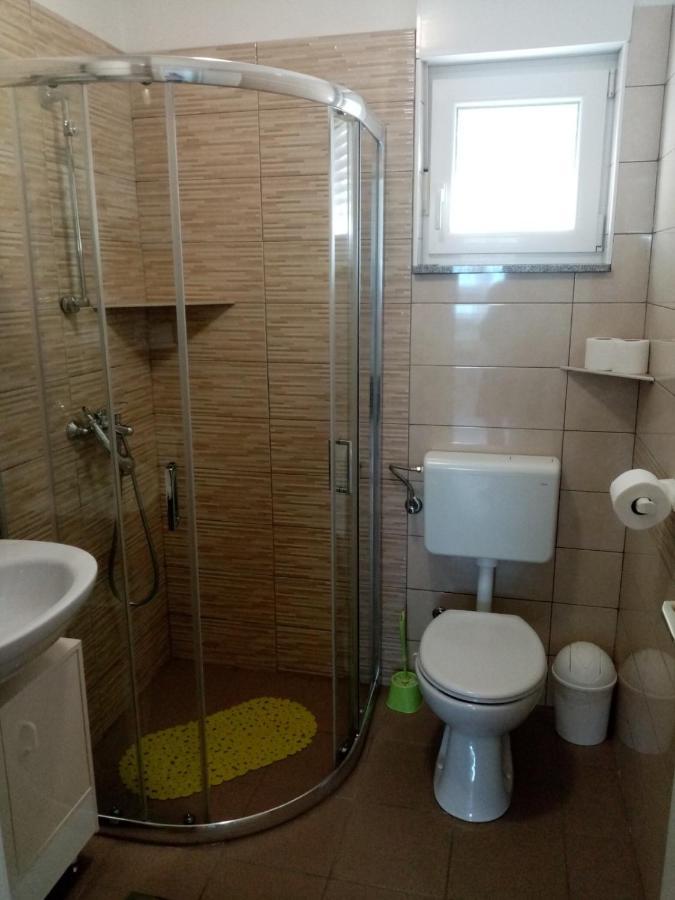 Apartmani Cesar Rtina Exterior foto