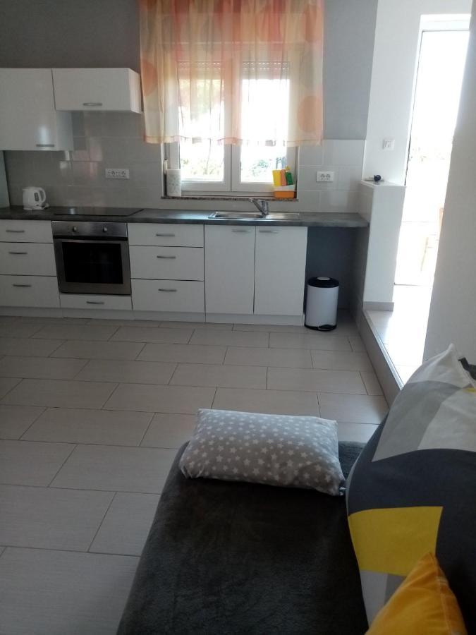 Apartmani Cesar Rtina Exterior foto