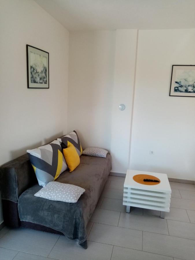 Apartmani Cesar Rtina Exterior foto