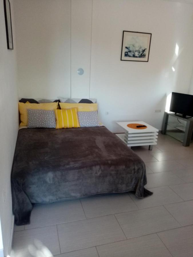 Apartmani Cesar Rtina Exterior foto